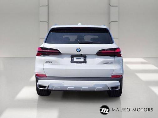 White 2026 BMW X5 xDrive40i