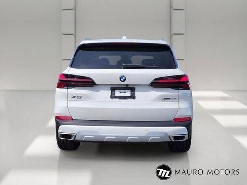 White 2026 BMW X5 xDrive40i