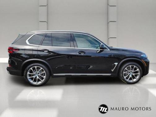 Black 2026 BMW X5 xDrive40i
