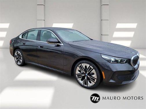 2026 BMW 530 i xDrive