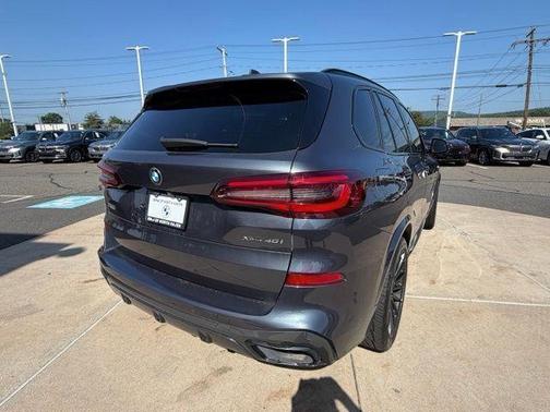 Gray 2021 BMW X5 xDrive40i