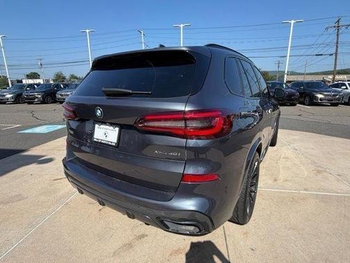 Gray 2021 BMW X5 xDrive40i
