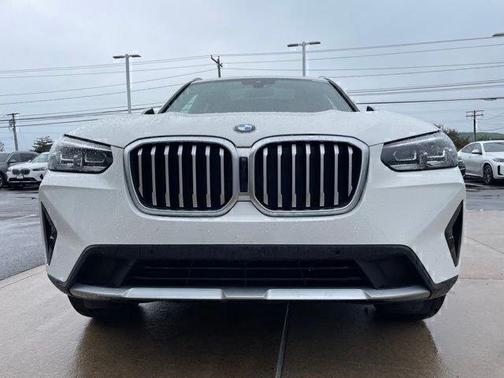 White 2024 BMW X3 xDrive30i