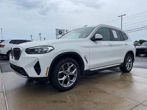 White 2024 BMW X3 xDrive30i