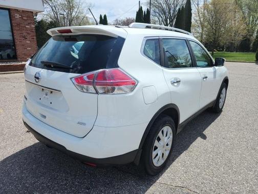 2016 Nissan Rogue S