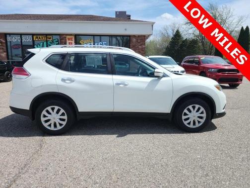 2016 Nissan Rogue S