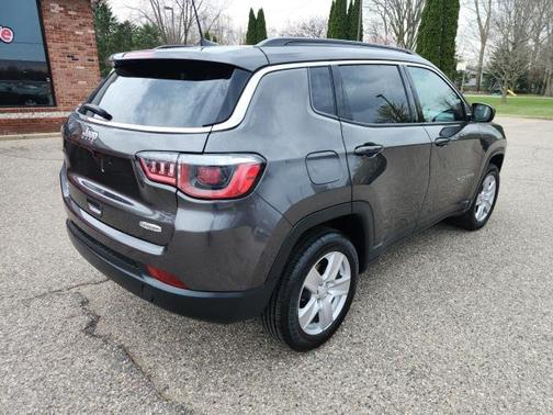 2022 Jeep Compass Latitude