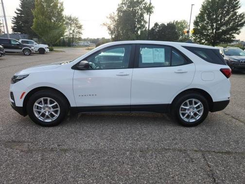 2022 Chevrolet Equinox LS