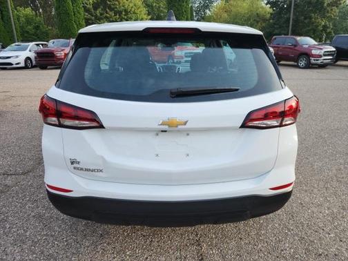 2022 Chevrolet Equinox LS