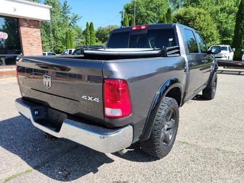 2019 RAM 1500 SLT