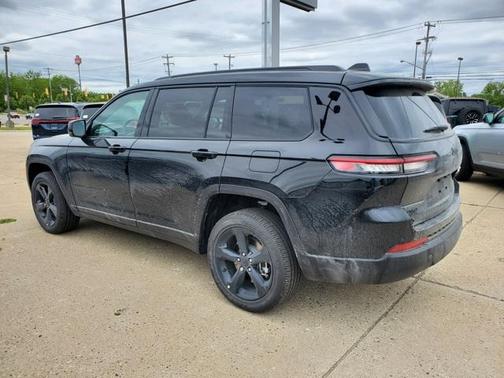 2025 Jeep Grand Cherokee L Altitude