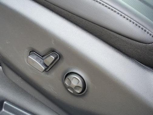 2025 Chrysler Pacifica L