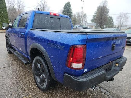 2019 RAM 1500 SLT