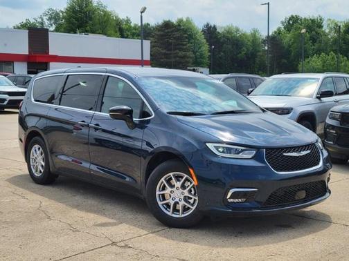 2025 Chrysler Pacifica L