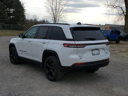 2025 Jeep Grand Cherokee Limited X