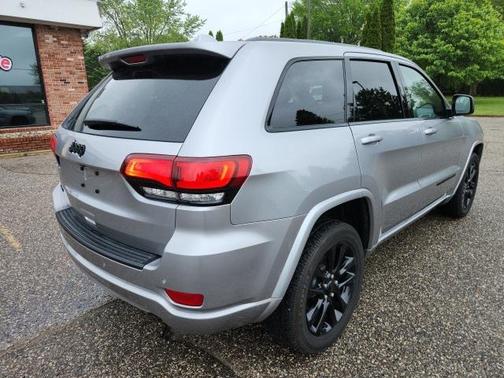 2021 Jeep Grand Cherokee Laredo