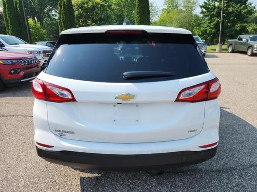 2021 Chevrolet Equinox LS