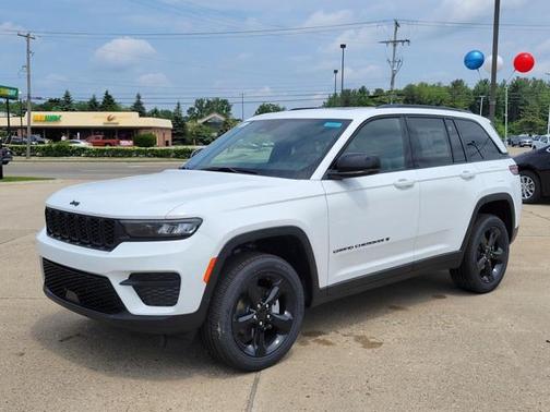 2025 Jeep Grand Cherokee Altitude