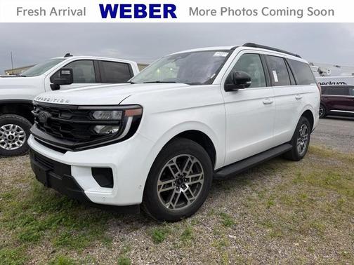 Oxford White 2025 Ford Expedition Active