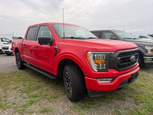 Race Red 2023 Ford F-150 XLT