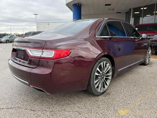 2017 Lincoln Continental Select