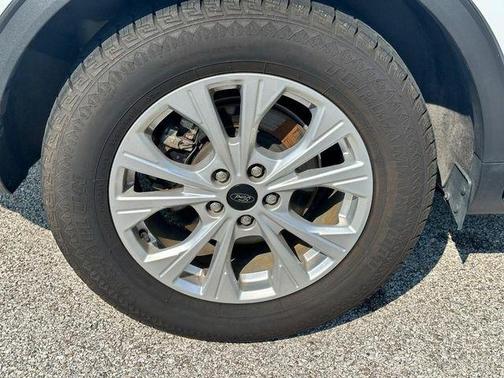 Oxford White 2024 Ford Escape Active