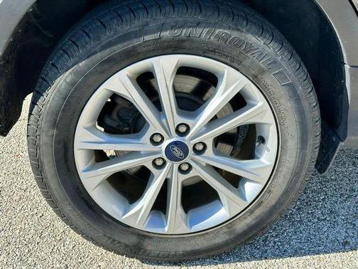 Magnetic Metallic 2018 Ford Escape SEL
