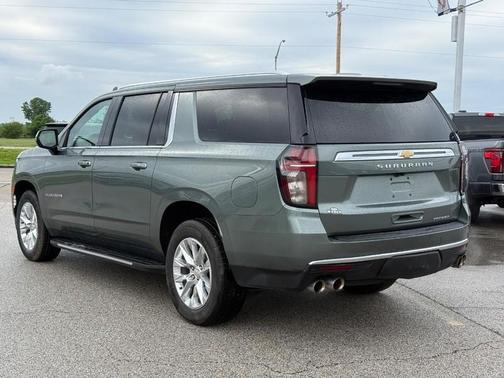 Silver Sage Metallic 2023 Chevrolet Suburban Premier