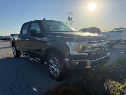 Shadow Black 2018 Ford F-150 XLT