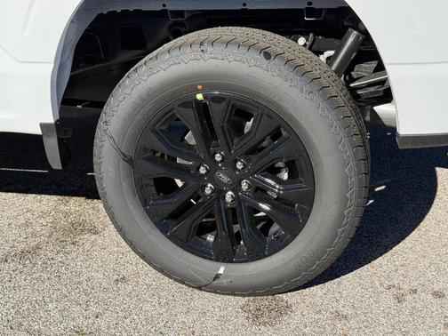 Oxford White 2026 Ford F-150 Lariat
