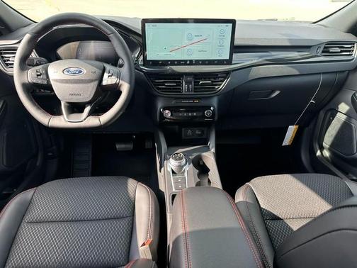 2026 Ford Escape ST-Line Select AWD