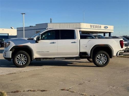 2023 GMC Sierra 2500 Denali