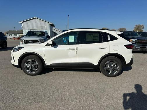 2026 Ford Escape ST-Line Select AWD