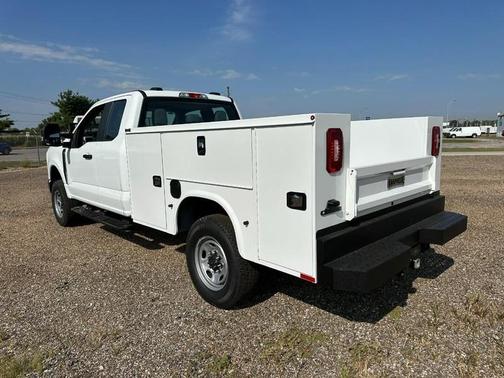2025 Ford F-250 XL