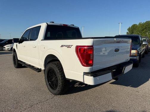 Oxford White 2023 Ford F-150 XLT