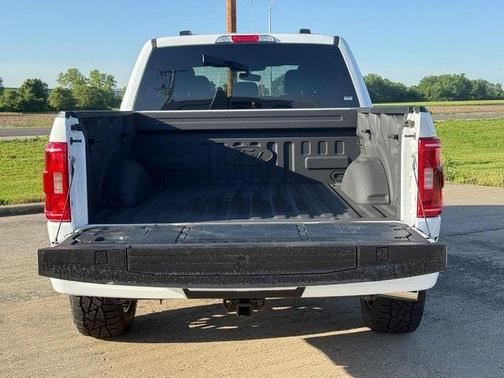 Oxford White 2023 Ford F-150 XLT