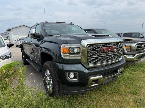 Dark Slate Metallic 2019 GMC Sierra 1500 DENALI