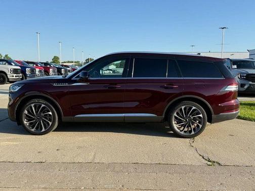Burgundy 2022 Lincoln Aviator Reserve AWD