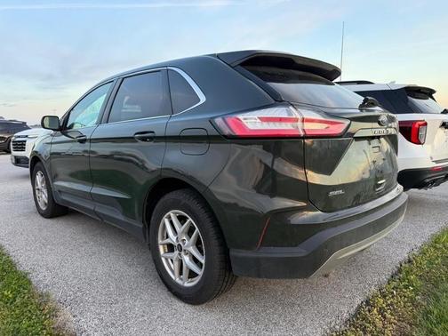 Forged Green Metallic 2024 Ford Edge SEL