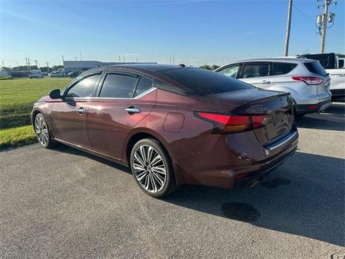 2023 Nissan Altima 2.5 SL