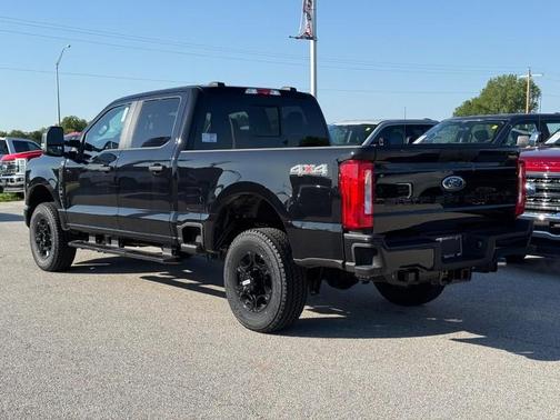 Agate Black Metallic 2026 Ford F-250 XL