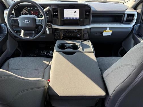 Agate Black Metallic 2026 Ford F-250 XL