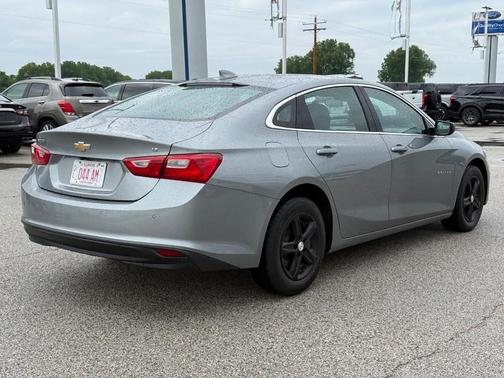 Sterling Gray Metallic 2024 Chevrolet Malibu LT