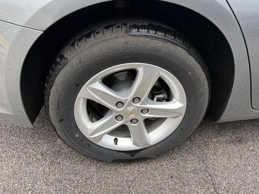 Sterling Gray Metallic 2024 Chevrolet Malibu LT