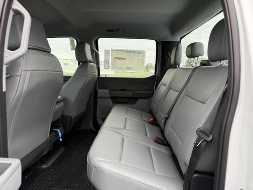 Oxford White 2026 Ford F-250 XL