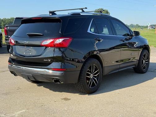 Mosaic Black Metallic 2018 Chevrolet Equinox 2LT
