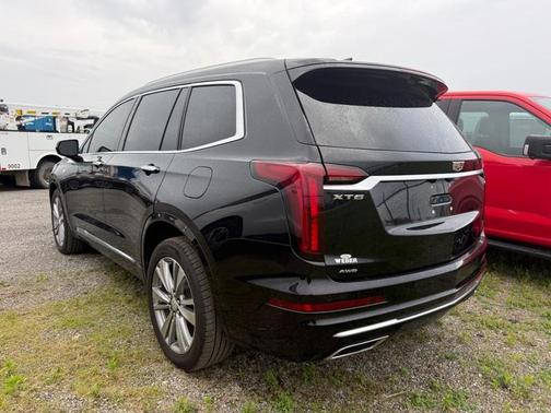 Stellar Black Metallic 2023 Cadillac XT6 Premium Luxury AWD