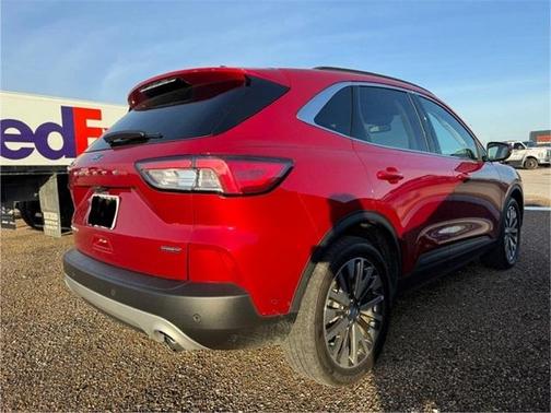 2020 Ford Escape Titanium Hybrid
