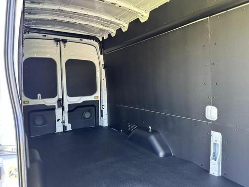 Oxford White 2026 Ford Transit-350 Base