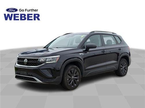 Deep Black Pearl Effect 2024 Volkswagen Taos 1.5T S